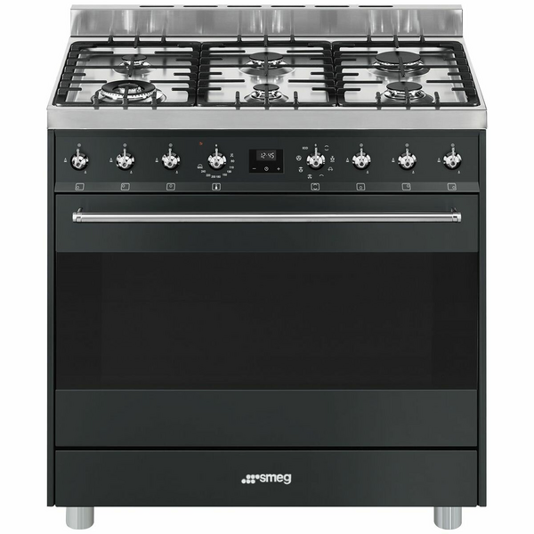 Black oven store and cooktop