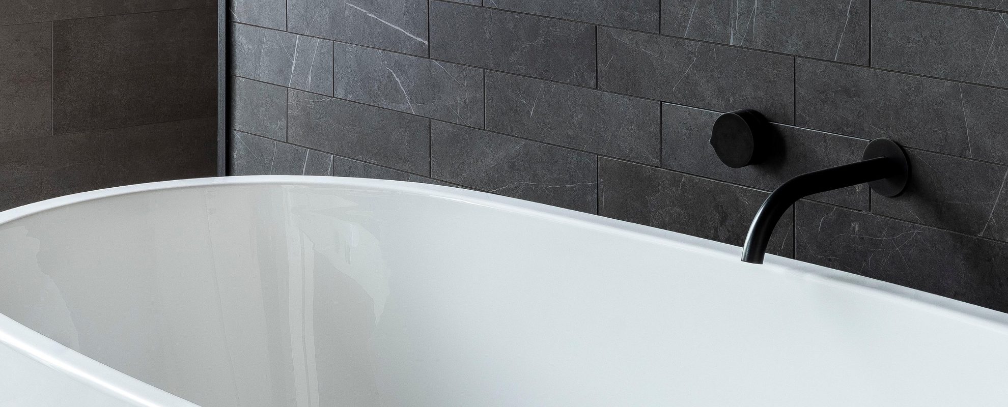 Perfect temperatures with these bath mixer taps