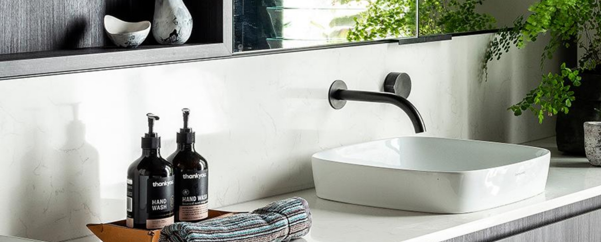 Elegant basins for your countertop