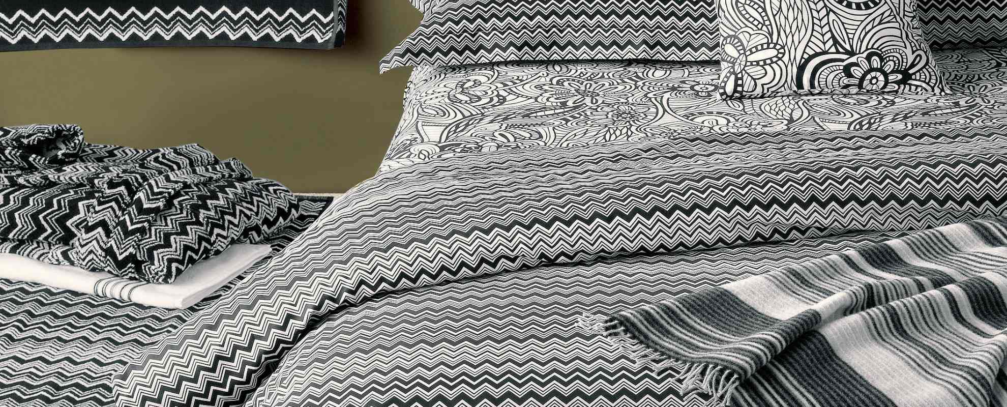 Be pampered by sophisticated and snug bedding