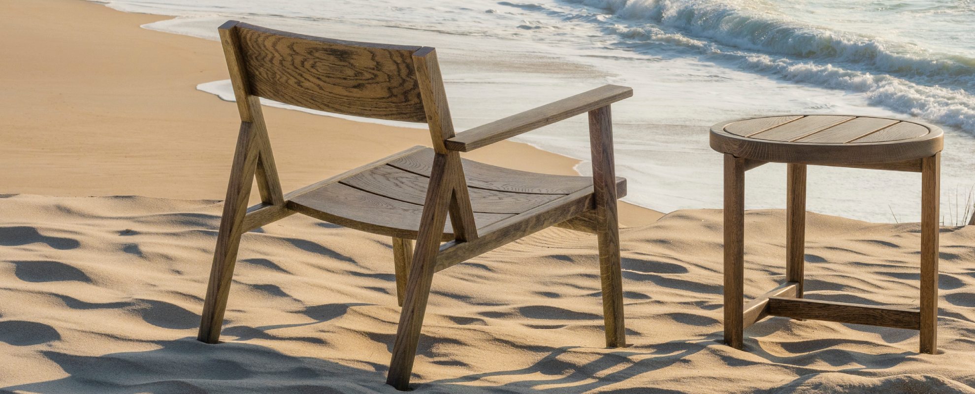 Find your perfect outdoor table