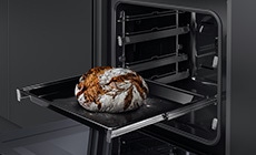 Brand Page - V-Zug - Category - Ovens & Drawers USPs - 1 Image