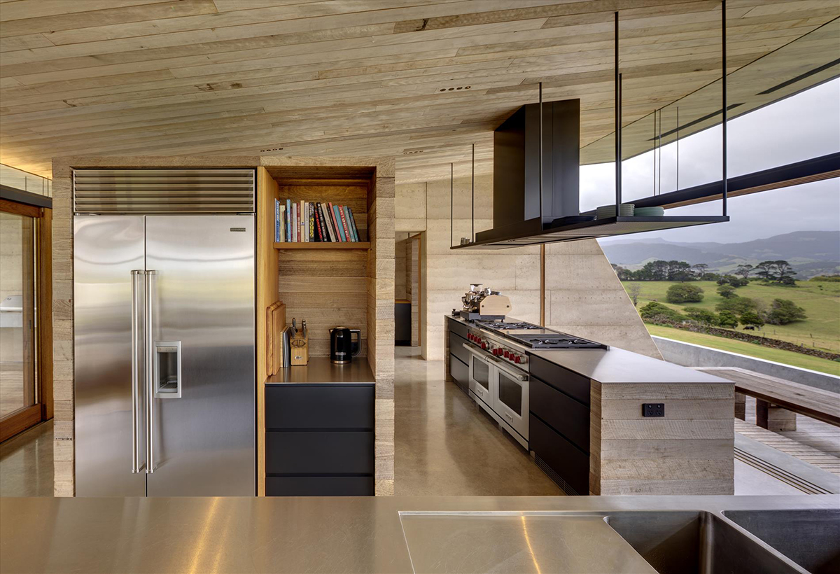 The Farm - Fergus Scott