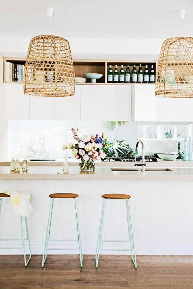 6 Ways To Create A Coastal Chic Look In Your Kitchen