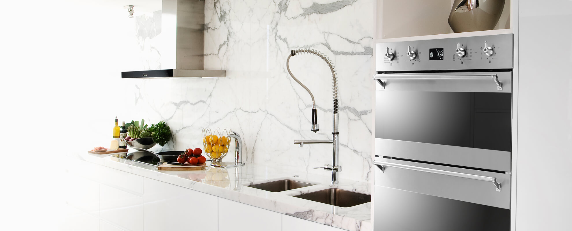 <span>Love cooking</span> with seamless style