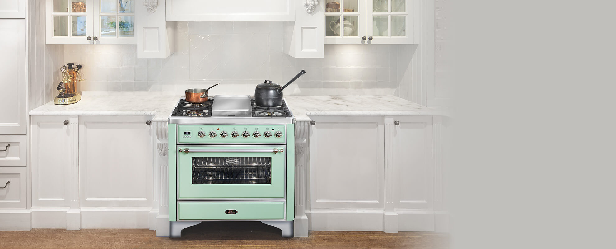 <span>Love Cooking</span>