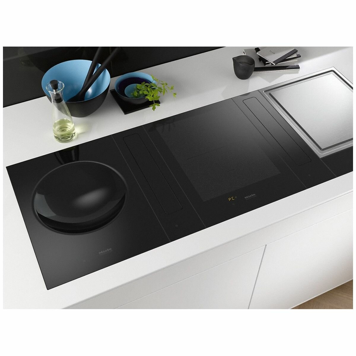 induction cooktop with wok burner