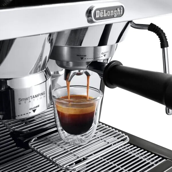 Delonghi La Specialista Coffee Machine 