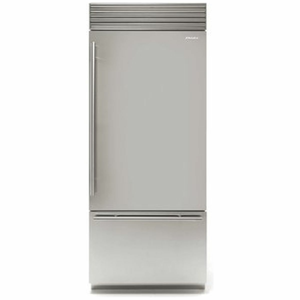 standard fridge with ice maker